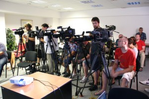 ［科普］“人海牛牛究竟有挂吗”［外卦神器下载］