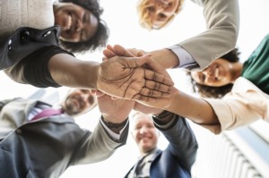 疫情病毒叫什么,有什么症状:疫情病毒叫什么,有什么症状呢