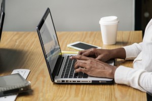 疫情最新数据消息百度百科查询:疫情最新数据消息百度百科查询电话